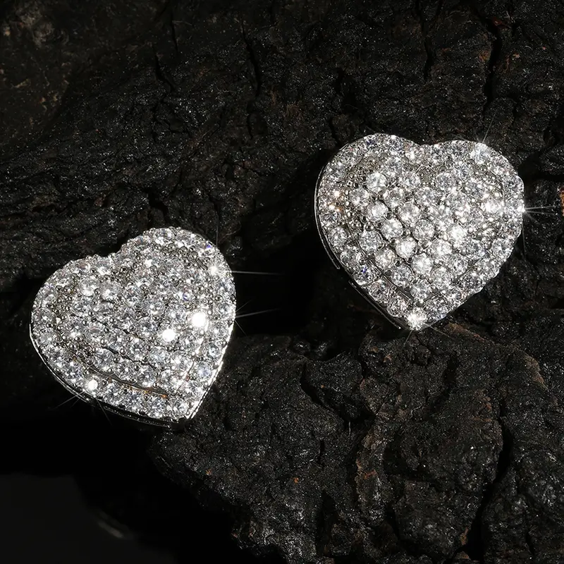 Dazzling Heart Earring