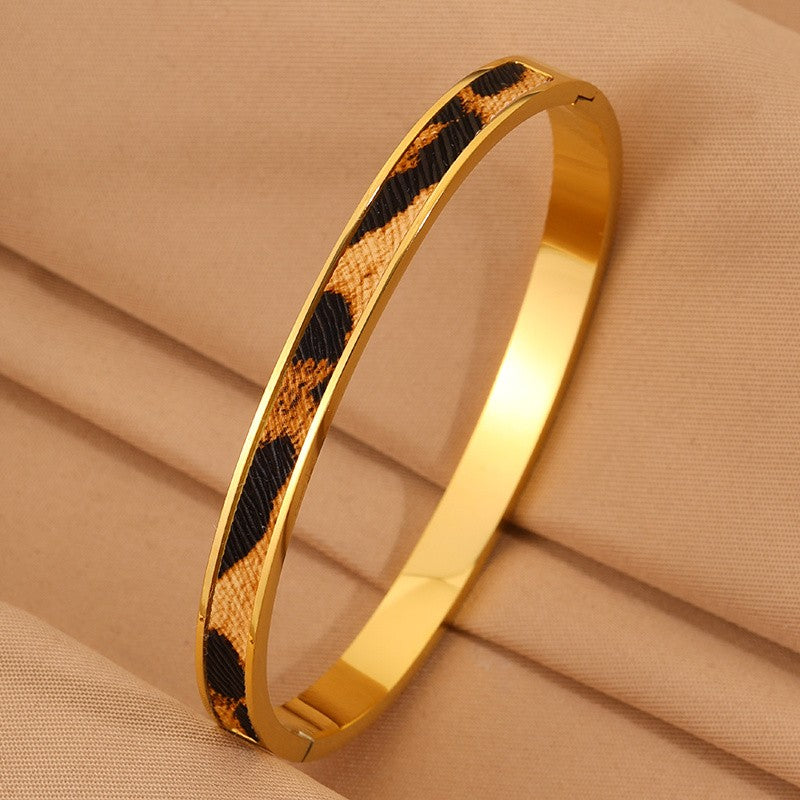 Multi-Color Leopard Print Bracelet Set