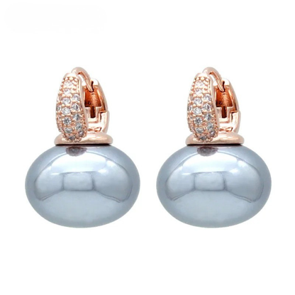 Round Pan Large Pearl Earrings