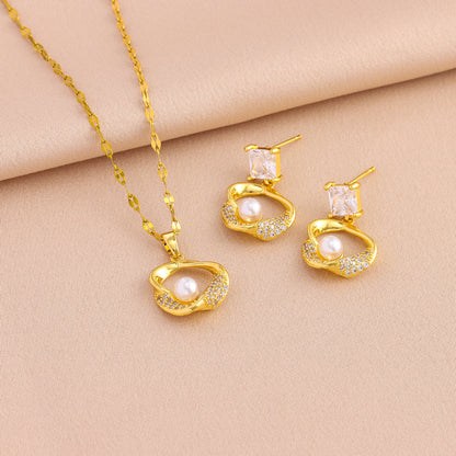 2pc Crystal Heart Pendant Necklace & Earrings Set