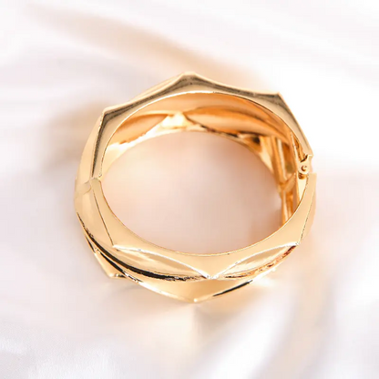 Circular Folded Bracelet