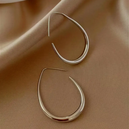 Lightweight Oval Earrings