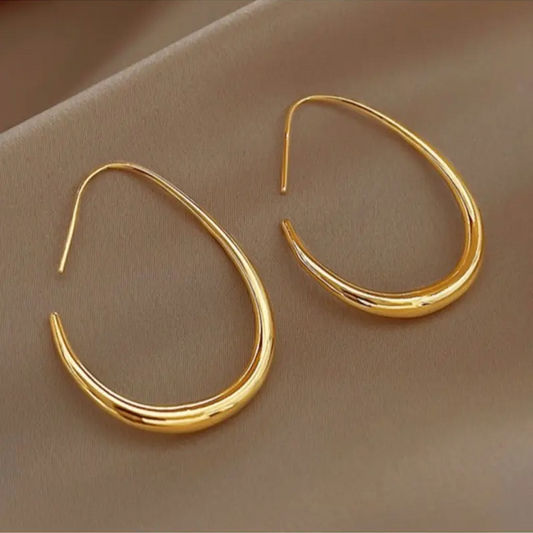 Lightweight Oval Earrings