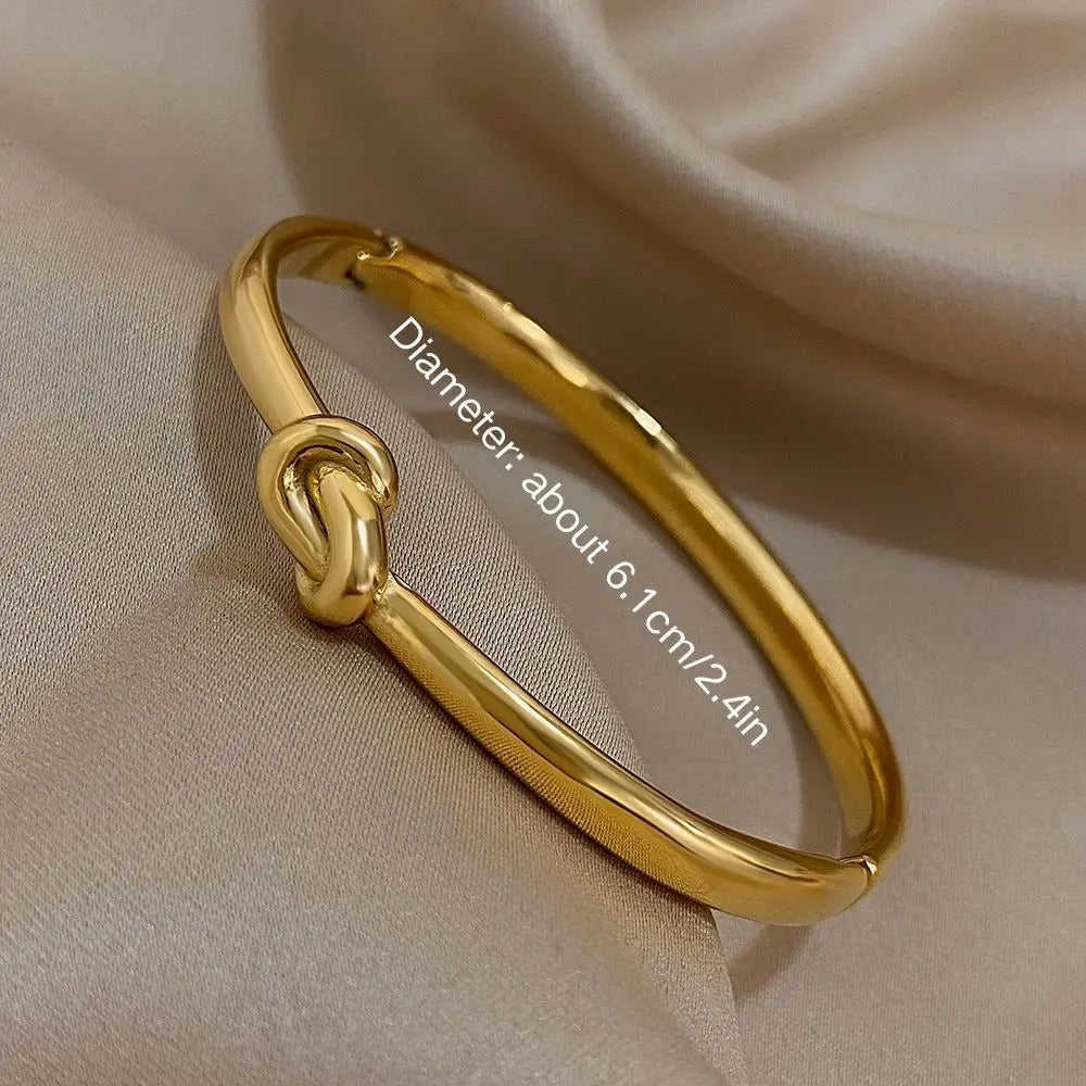 Dainty Thin Knotted Bracelet