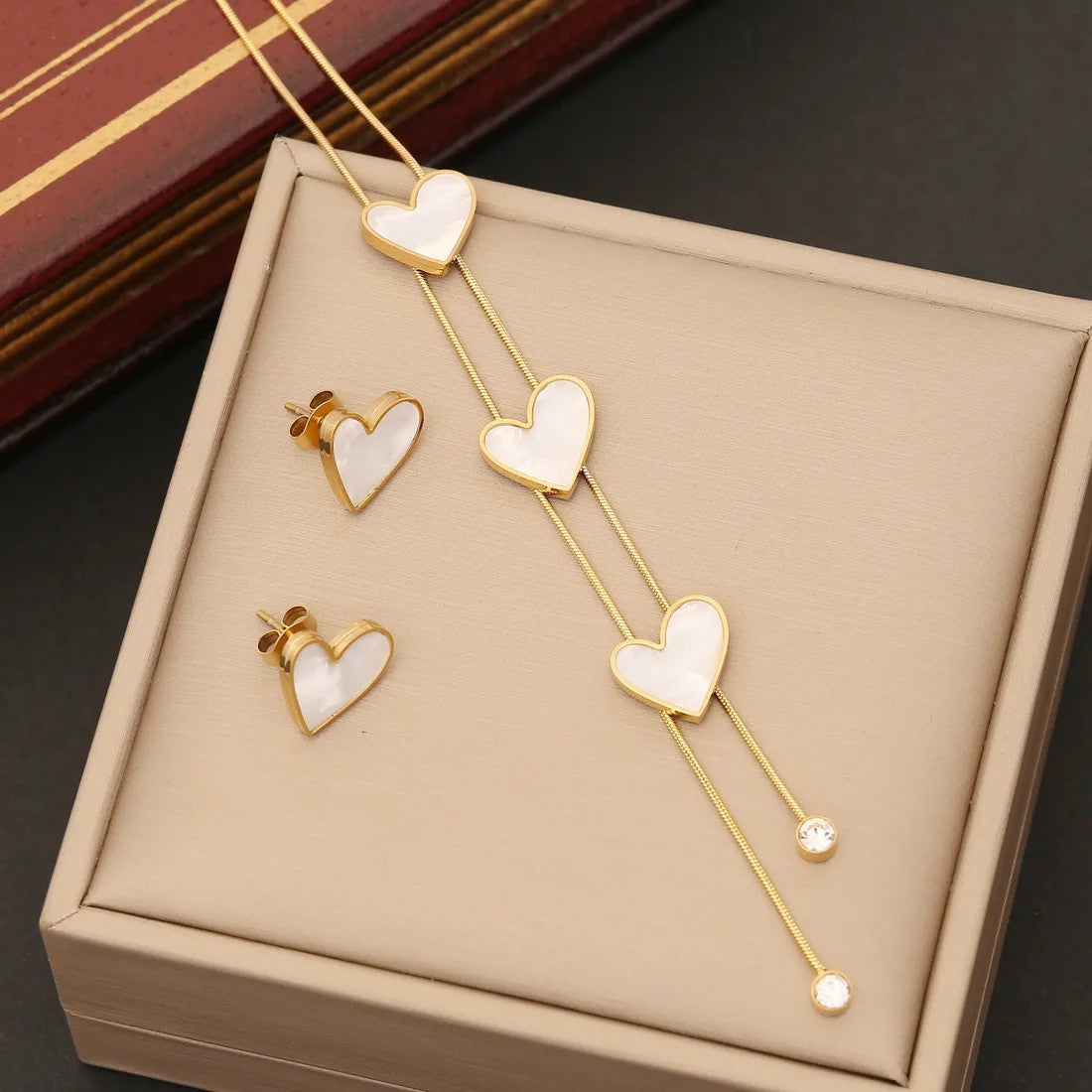 White Shell Heart Jewelry Set
