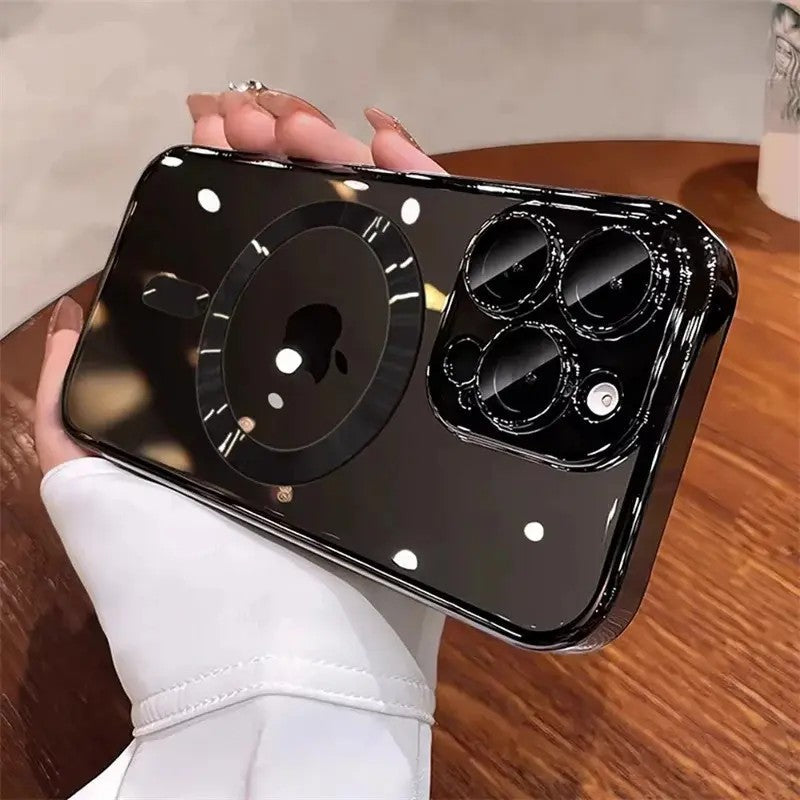 Gold-Tone Magnetic Phone Case
