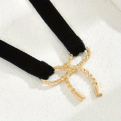 Twisted Bow Velvet Choker