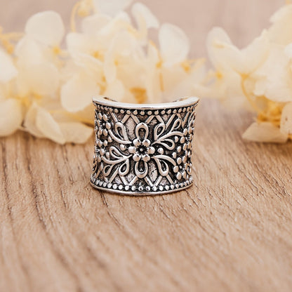 Vintage Floral Carved Wide Ring