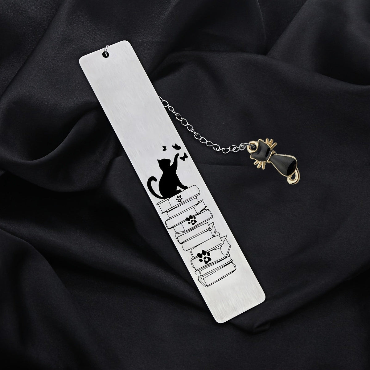 Cat & Books Bookmark