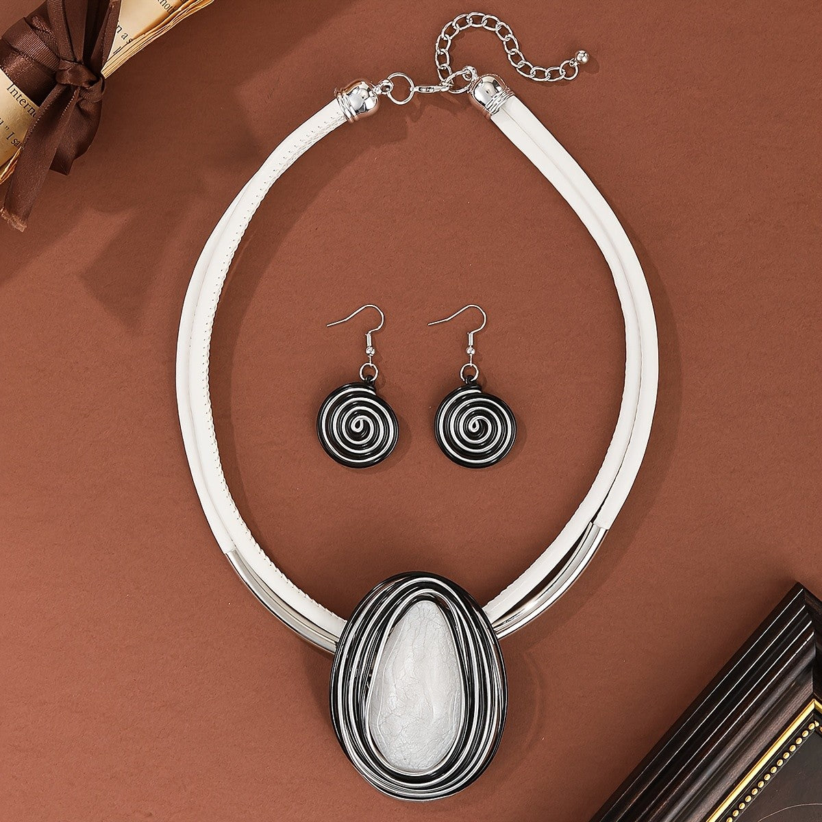 Spiral Oval Necklace & Earring Set