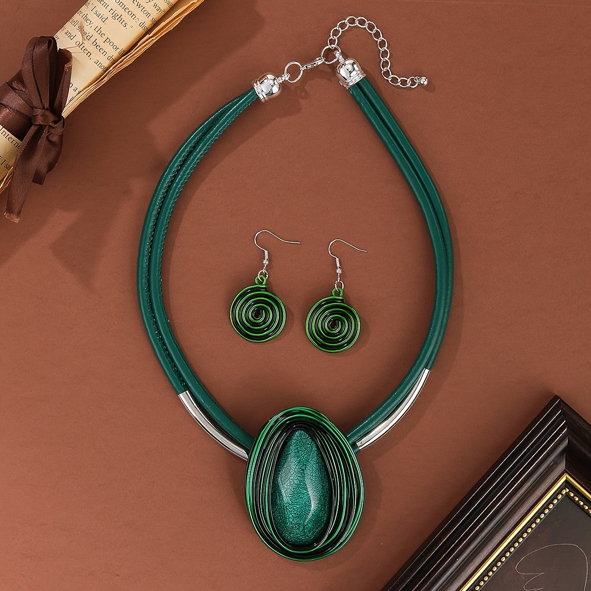 Spiral Oval Necklace & Earring Set
