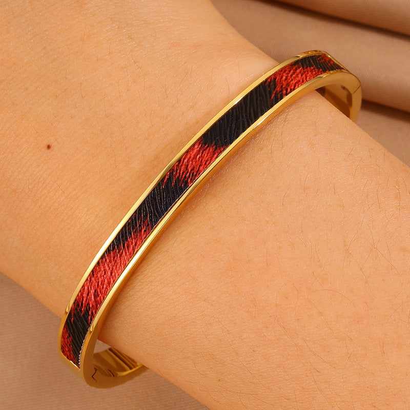 Multi-Color Leopard Print Bracelet Set