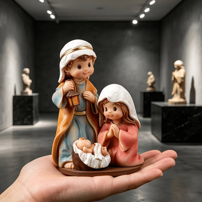 Praying Holy Family Figurine Set