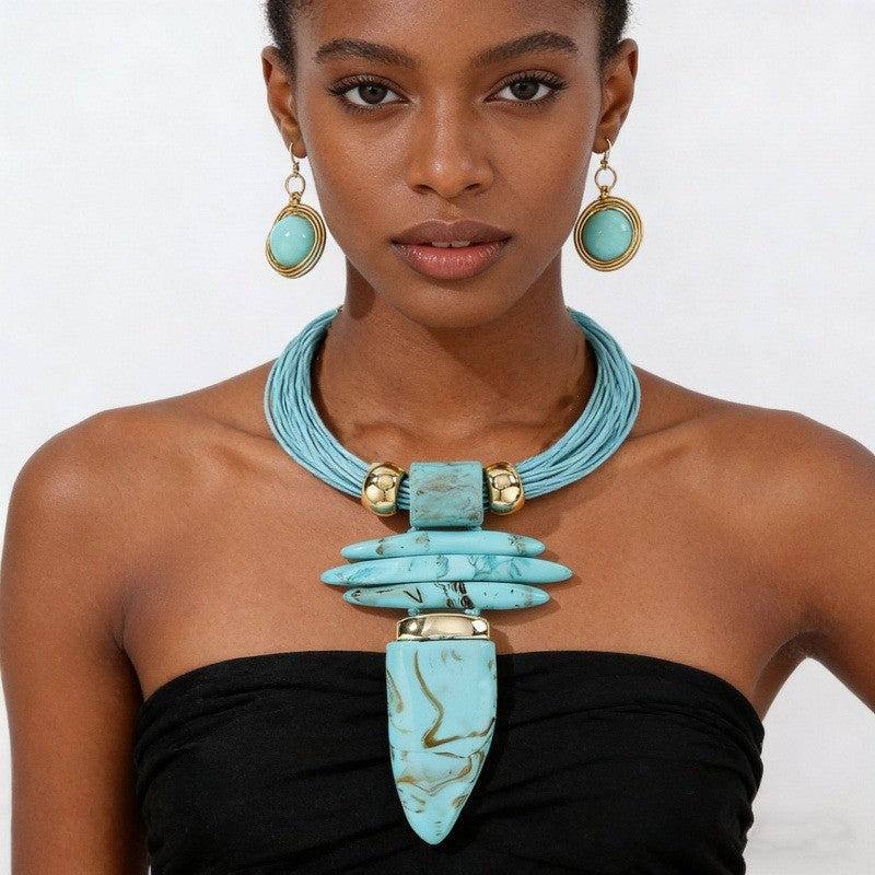 Turquoise Horn Pendant Set