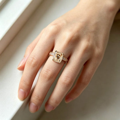 Yorkshire Terrier Square Ring