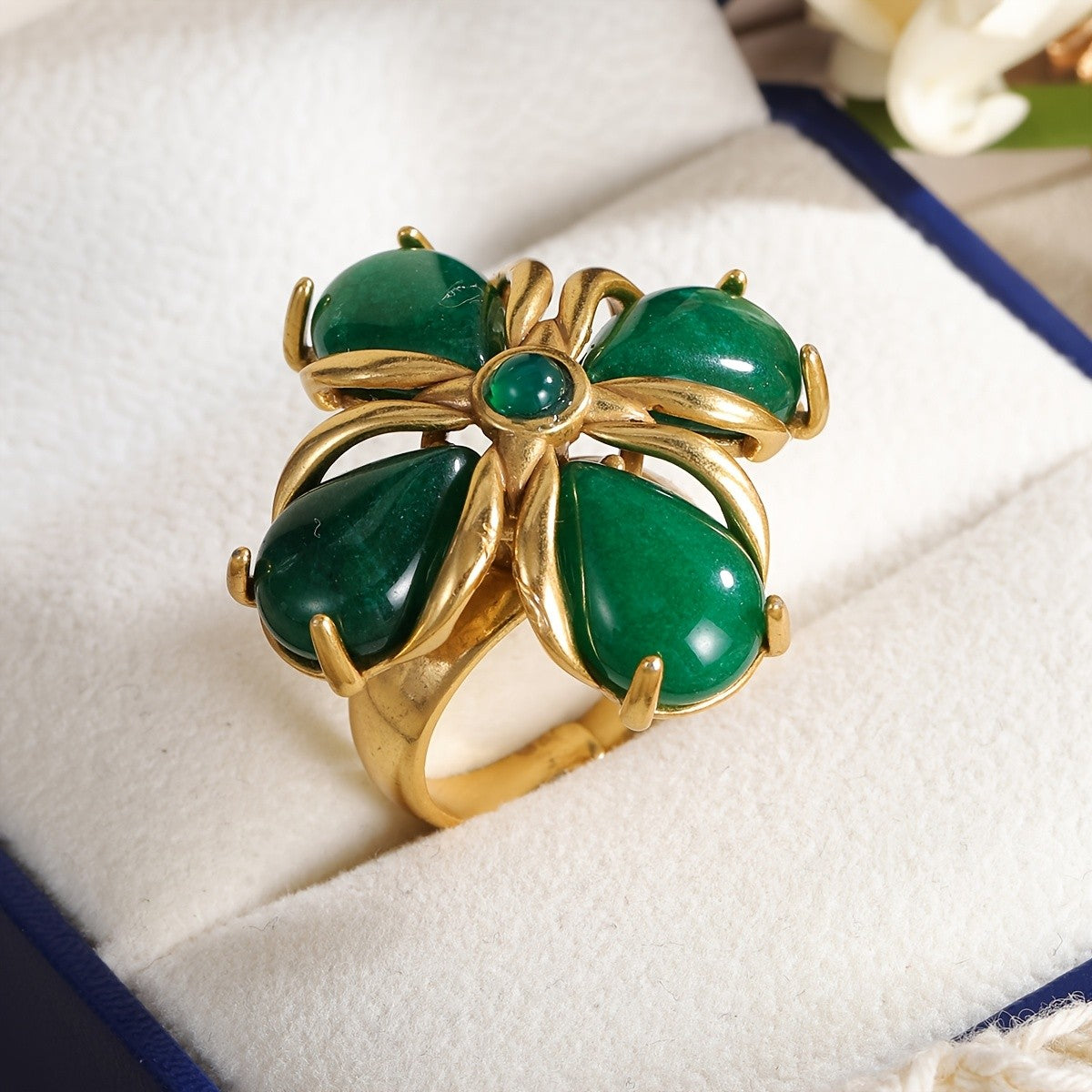 Green Clover Flower Ring