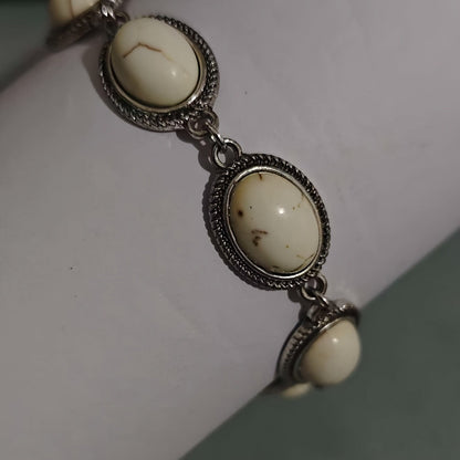 Oval Turquoise Link Bracelet