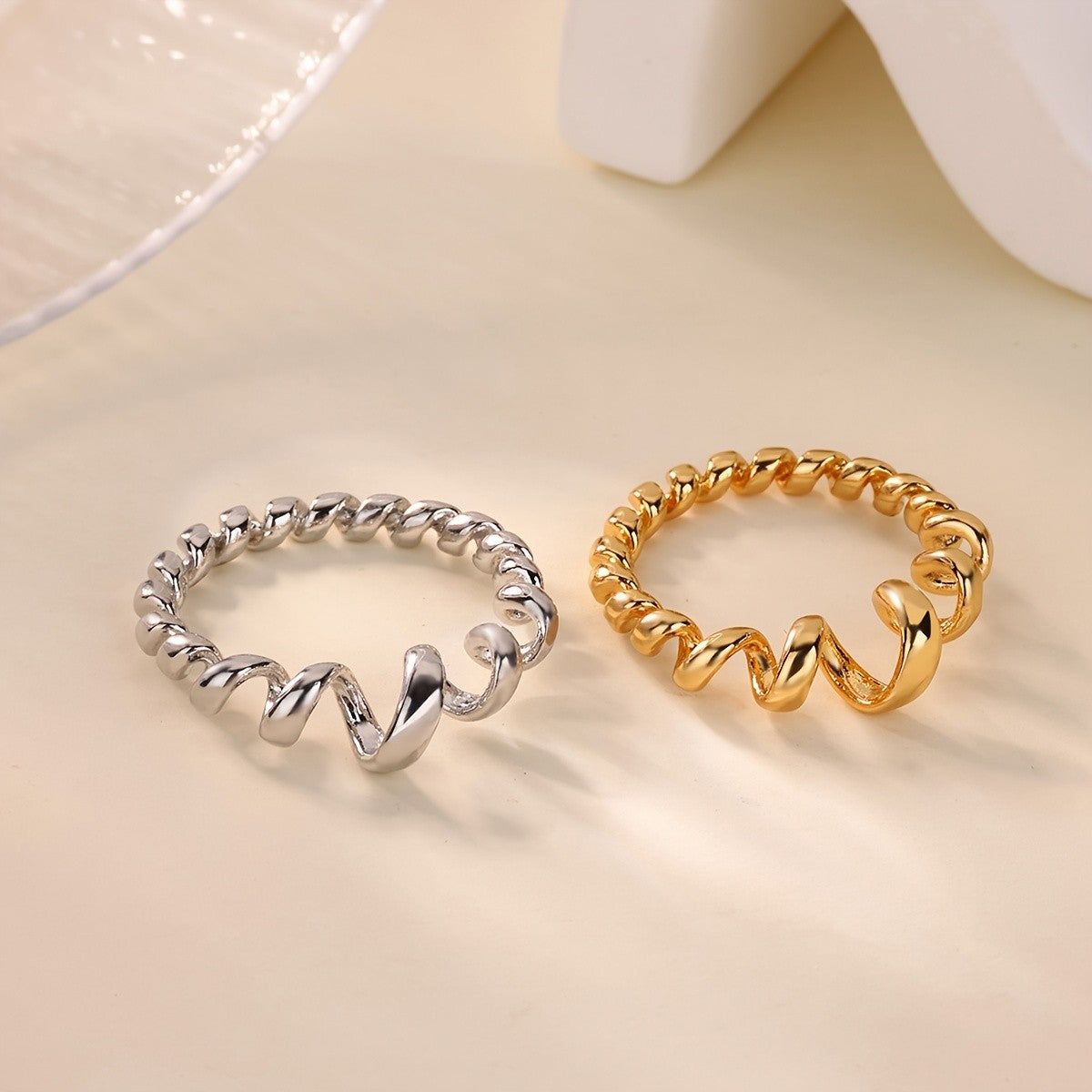 Spiral Wave Ring