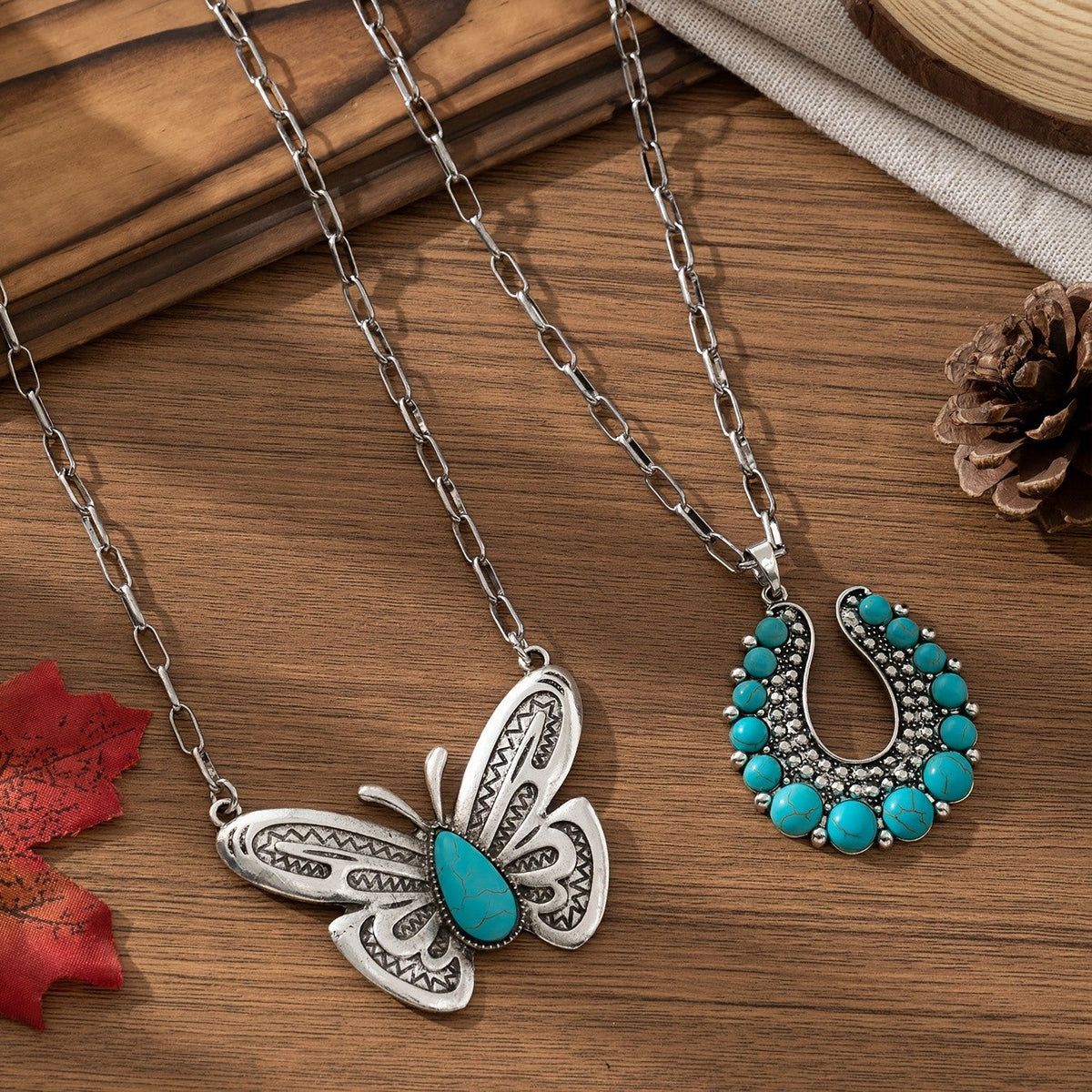Turquoise Horseshoe Necklace