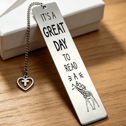 Giraffe Reading Bookmark