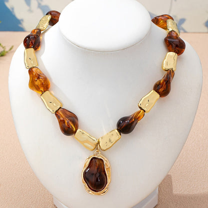Amber & Hammered Gold Bead Bracelet