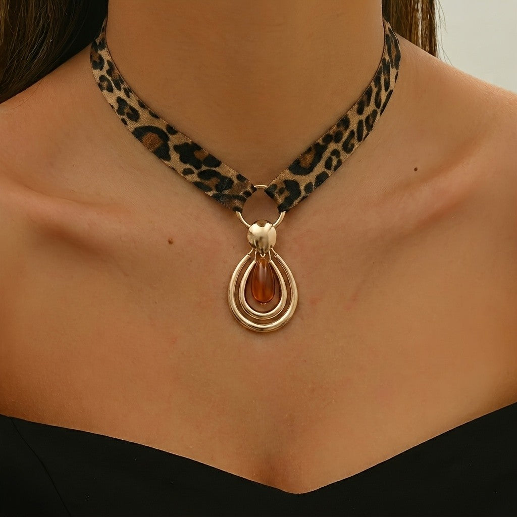 Leopard Ribbon Teardrop Necklace