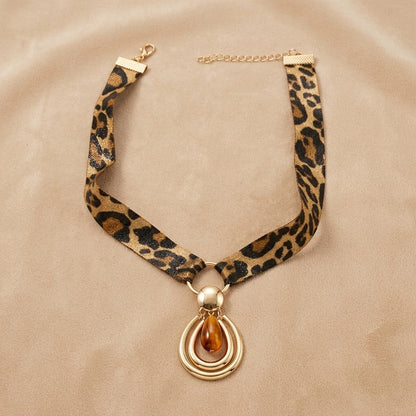 Leopard Ribbon Teardrop Necklace