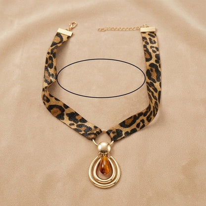 Leopard Ribbon Teardrop Necklace