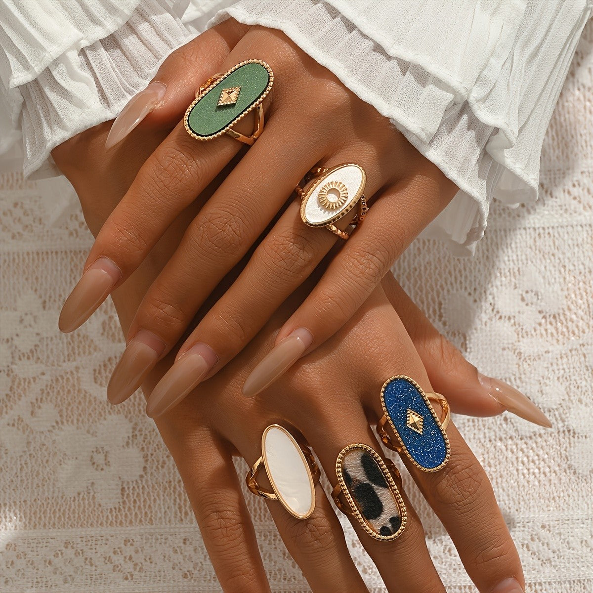 Mixed Pattern Oval Ring Set
