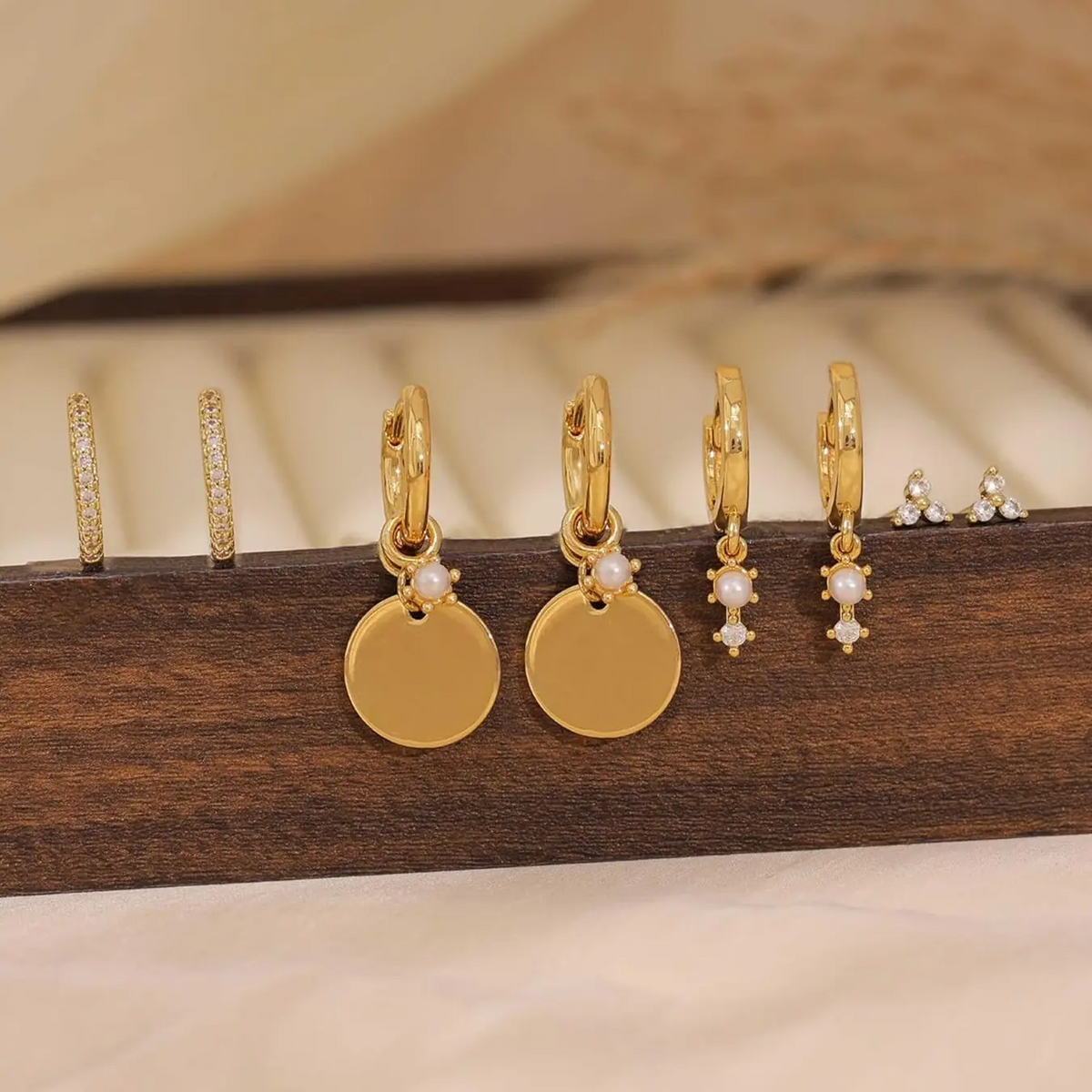 4pc Stackable Earrings Set