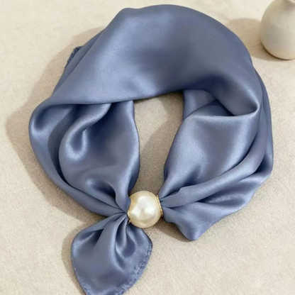 Magnetic Buckle Pearl Necklace