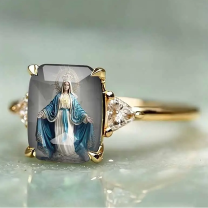 Classical Renaissance Statement Ring